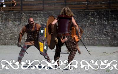 Fighting combattimento combattimenti combattente guerriero scherma spada celti romani gladiatori gladiatore arena battaglia